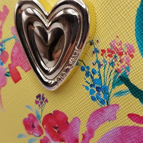 Betsey Johnson Yellow Floral Wristlet Clutch, GC, 8"x4.5". - Picture 8 of 10